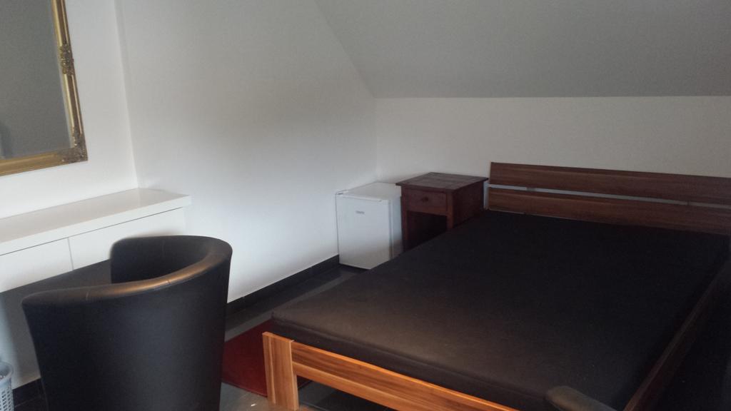 Monaco Rooms Maribor Bilik gambar